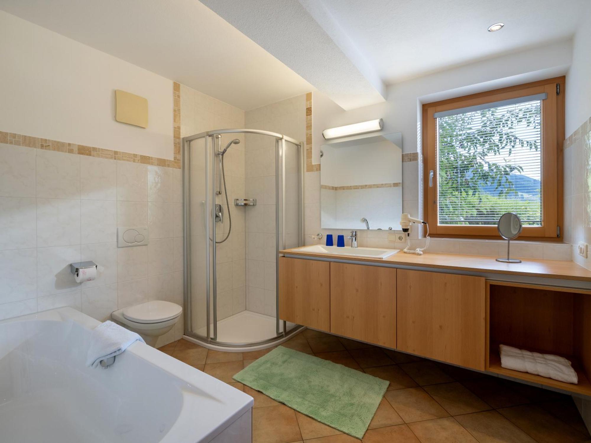 Ahornegg Apartment ทักซ์ ภายนอก รูปภาพ