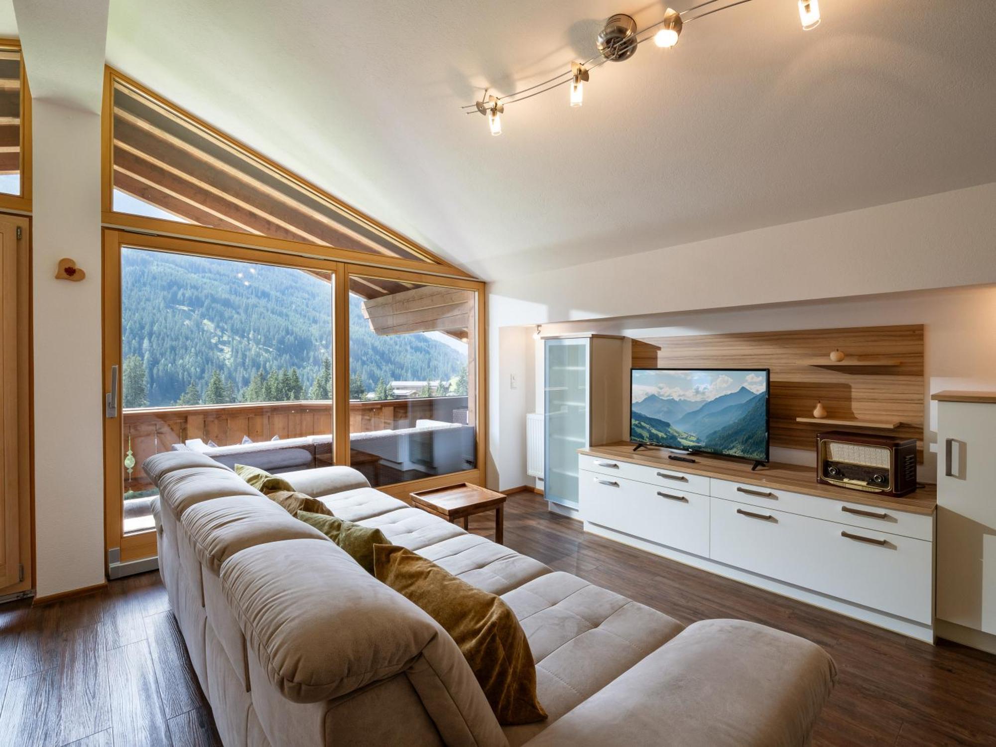 Ahornegg Apartment ทักซ์ ภายนอก รูปภาพ